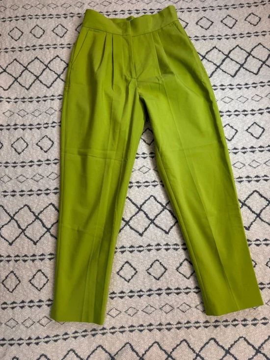 Liu Jo Lime Green Pleated High-Waist Trousers - Picture 2 of 5